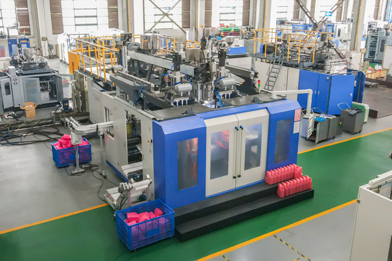 Cómo elegir la máquina de extrusión-soplado adecuada