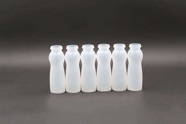 Los envases lácteos impulsan la mejora de la extrusión-soplado de HDPE