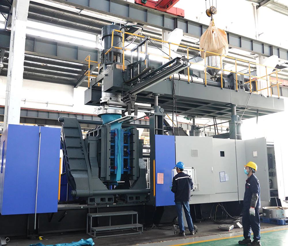 Las líneas totalmente automatizadas dominarán la extrusión-soplado