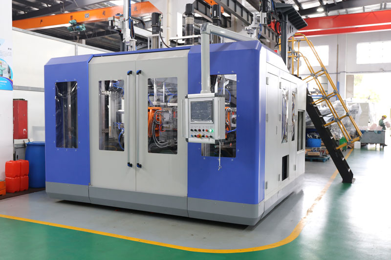 Máquina de extrusión-soplado Tongda con cabina cerrada