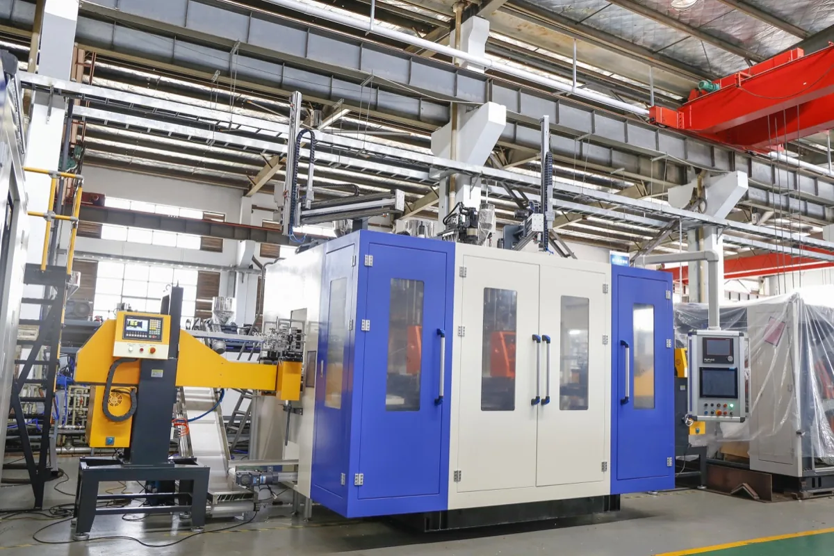 Máquina de extrusión-soplado para bidones de 5L
